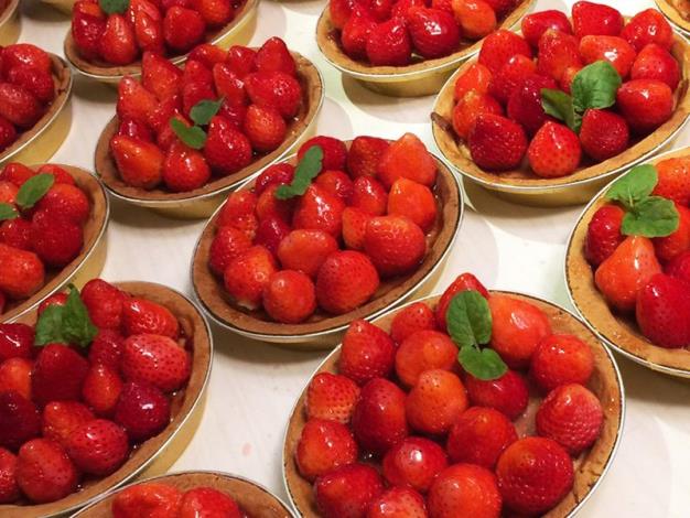 草莓甜點示意圖