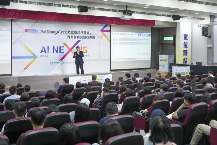 博覽會主題講座內容兼具實戰案例與產業未來趨勢，現場互動熱絡、座無虛席，讓企業掌