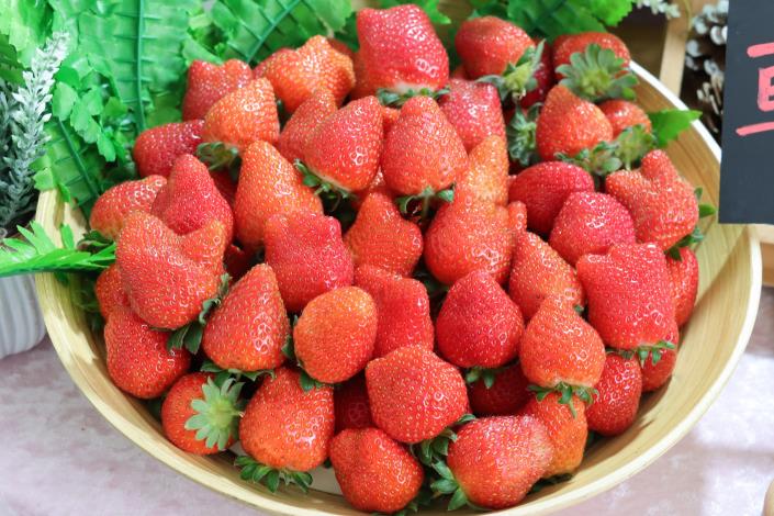 圖1-香甜新鮮草莓示意圖