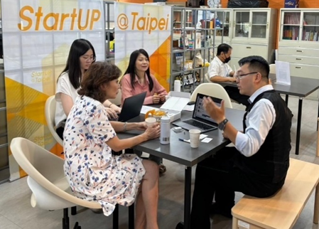 提供專業的創業輔導服務