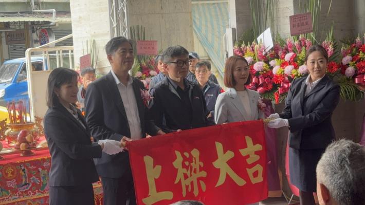 上樑典禮照片2