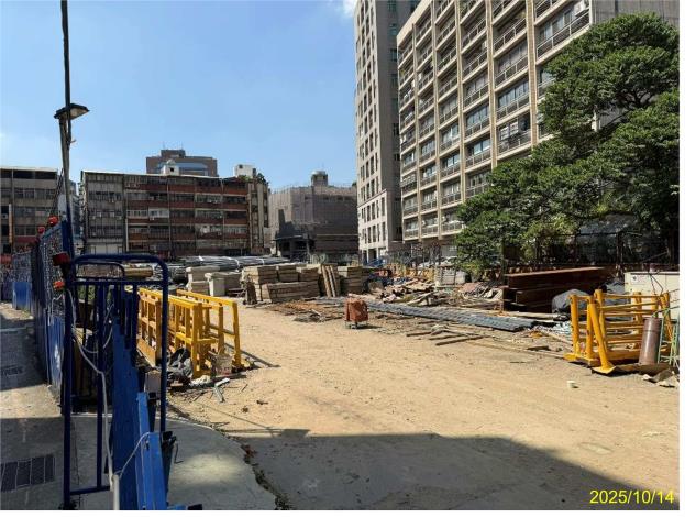 0c135596-249f-4621-b895-d8d2e1263211