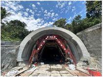 f5046c3b-0986-4e50-8d68-a40bc91ed2f3