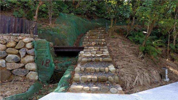 49d36342-63bb-44f6-ada5-ebfdfff58d97