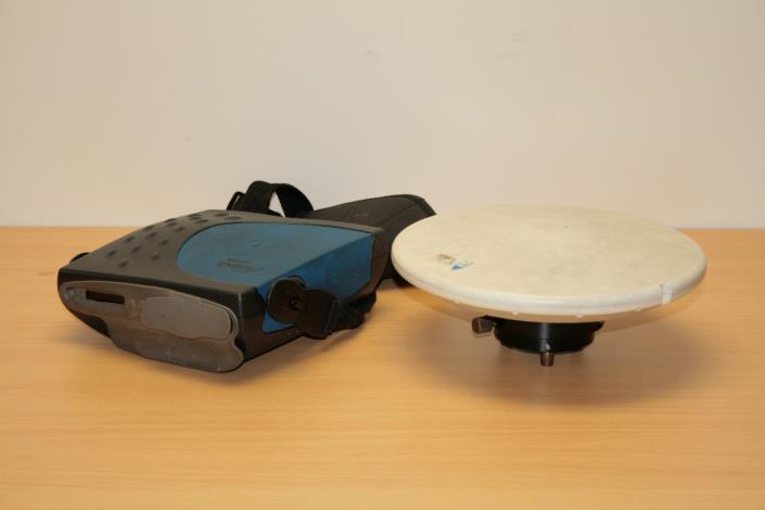 衛星定位接收儀(型號ASHTECH GPS Z-Survey)