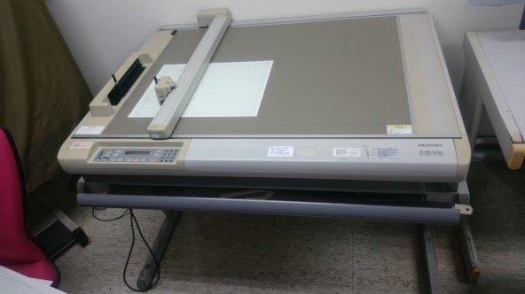 電子平台式繪圖儀