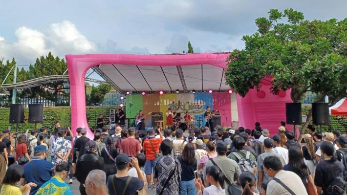 秋OUT音樂節 CHILL翻城南-秋福舞台