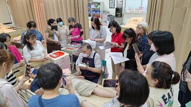 圖片三、生命徵象測量示範教學