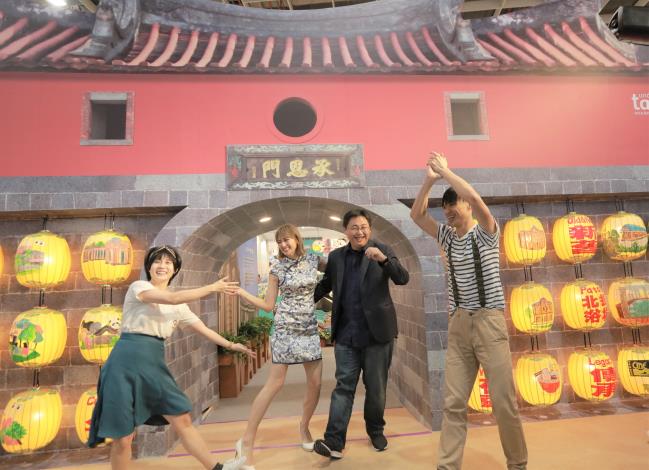 臺北館舉辦造勢活動，邀請觀傳局長劉奕霆以及臺北女孩阿喜，結合時下臺北最受歡迎SWI
