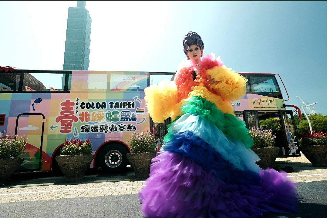 台北市積極推廣彩虹觀光及LGBTQ友善環境。
