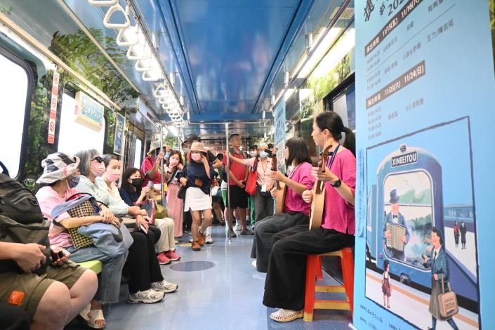 圖說十二：新北投車站《捷運那卡西─月琴一直NOW》(資料來源：新北投車站提供).JPG