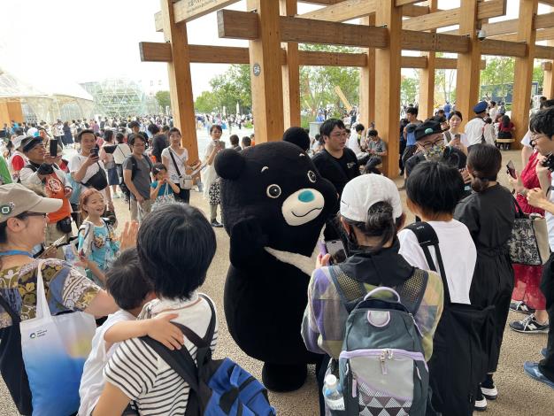 熊讚魅力登場大阪世博1