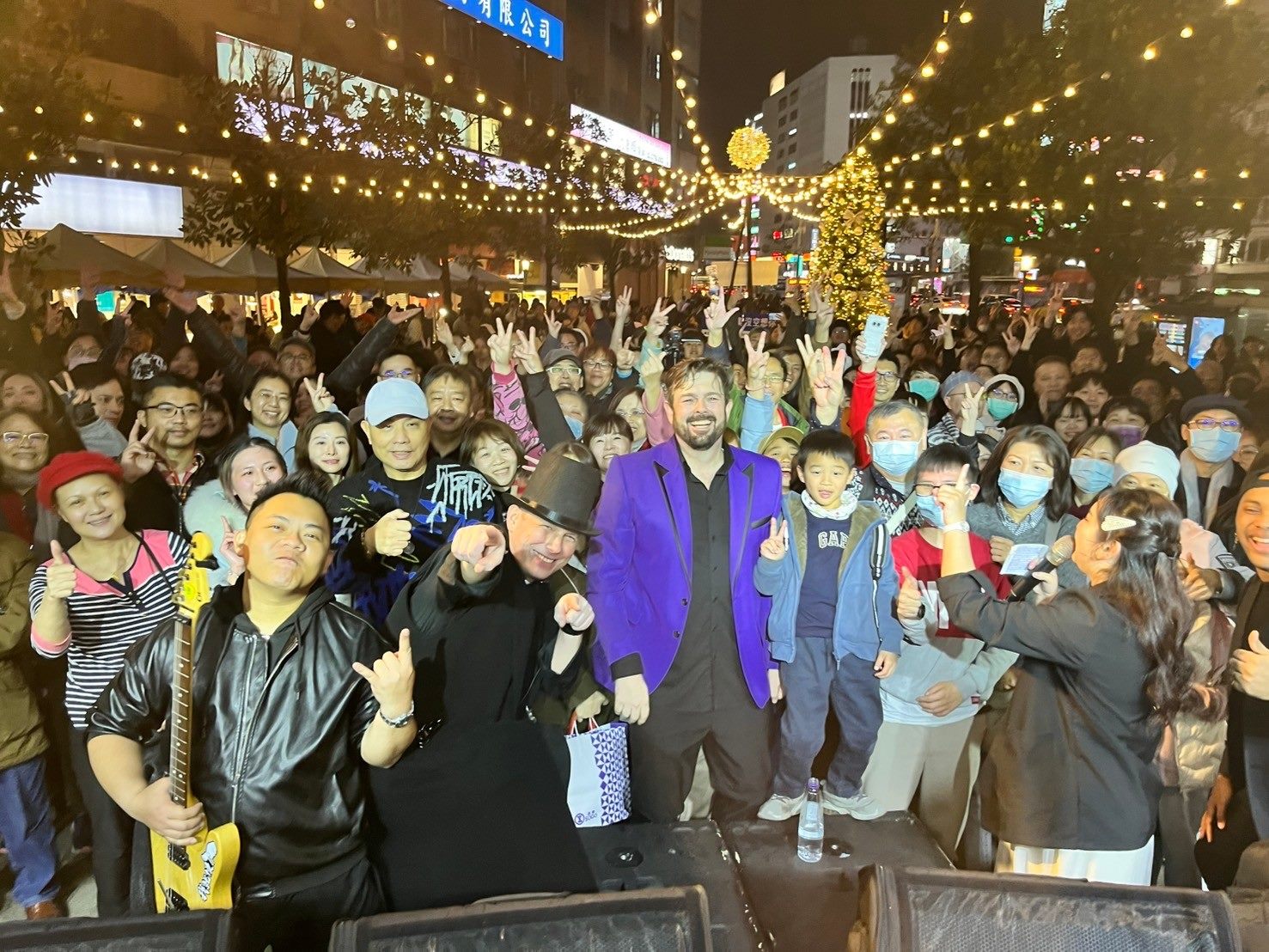 圖說：跨年多元舞台東區頂好廣場以「節奏不關機」為主題。(圖為2025跨年晚會多元舞台資料照)