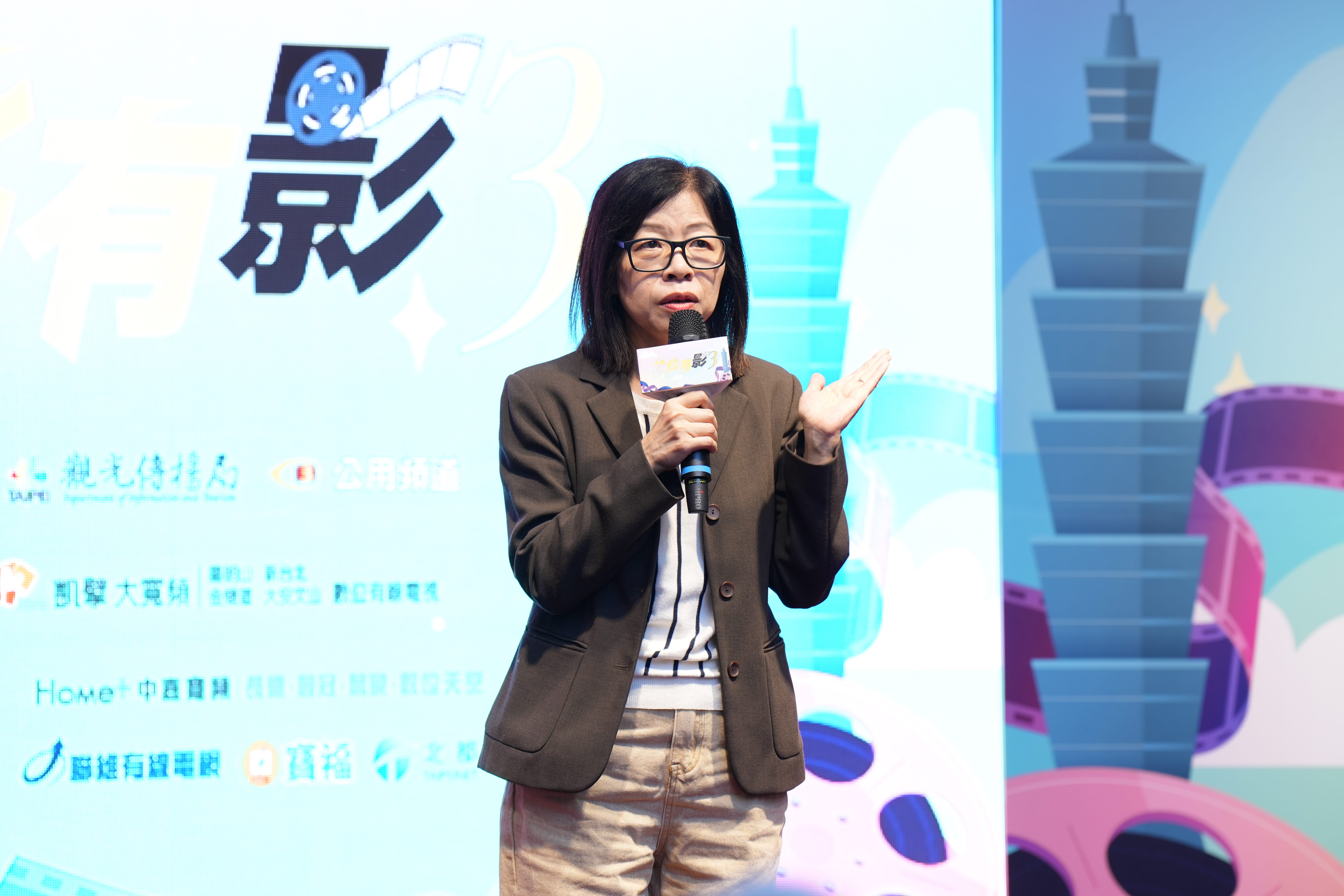 觀光傳播局專門委員江春慧勉勵創作者持續創作