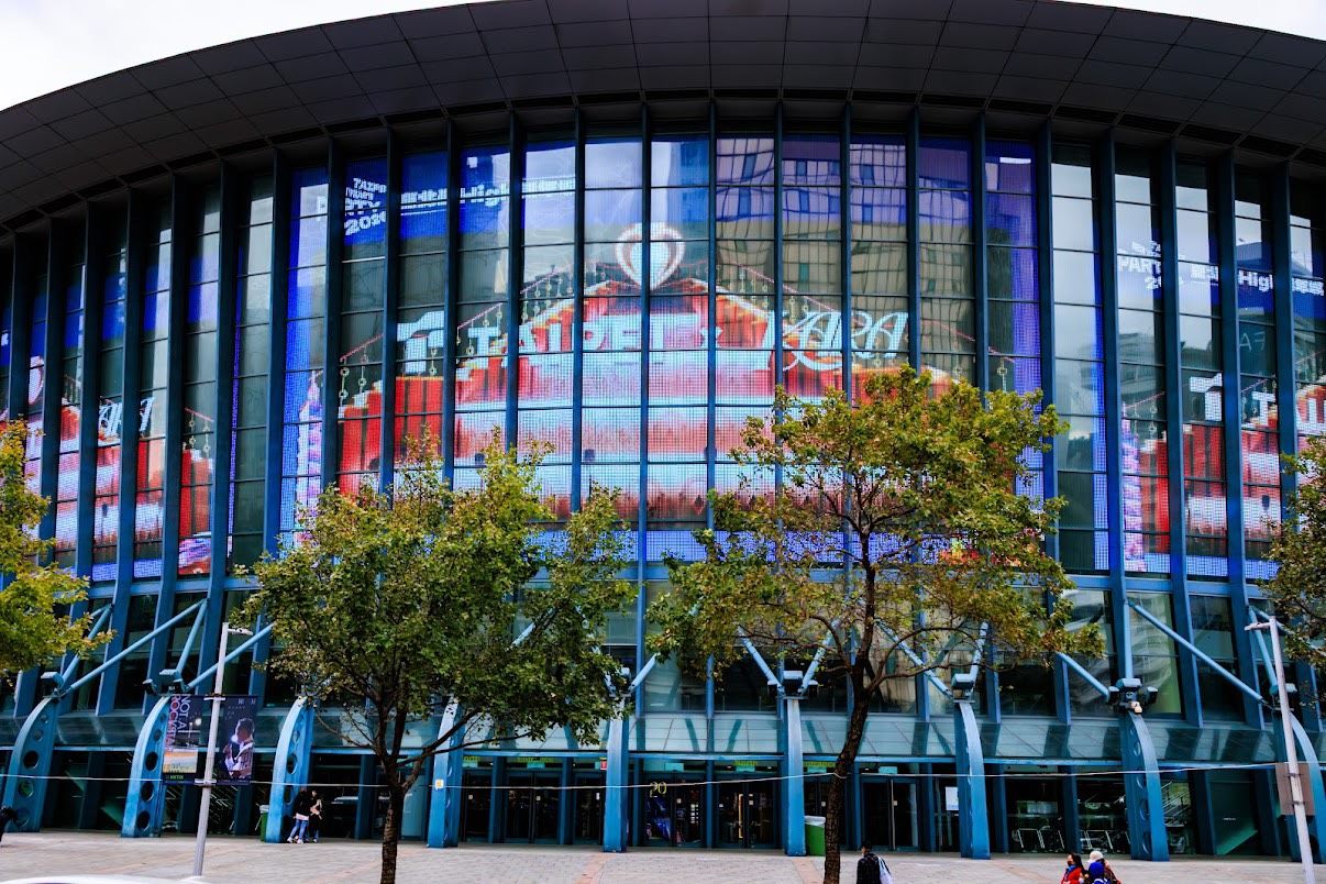 臺北市四大巨型電視牆將播放KARA臺北跨年宣傳影片，為韓流傳奇女團應援。