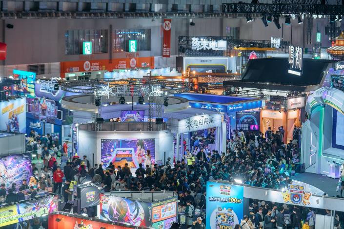 2026台北國際電玩展現場人潮熱絡，吸引全球43國、逾2,100位專業人士齊聚。