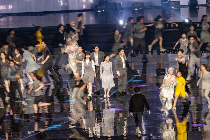 臺藝大戲劇系舞蹈系於世壯運帶來的表演貼緊主題-熱血臺北，讓現場氣氛沸騰。07