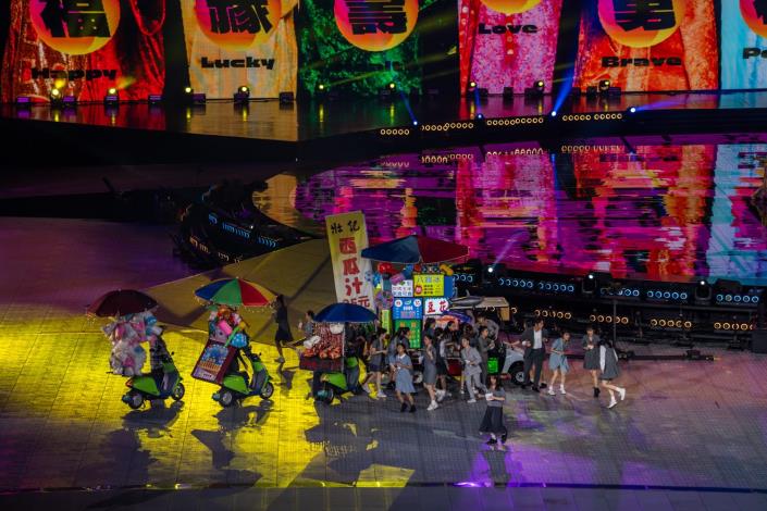 臺藝大戲劇系舞蹈系擔任文化節目演出團隊