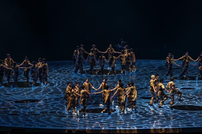 文化節目一歡聚島嶼-傳源文化藝術團熱情演出