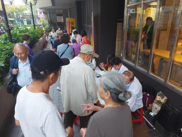 LINE_ALBUM_1131023流感＆肺炎鏈球菌疫苗社區施打_241024_7