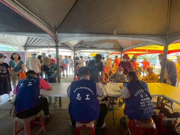 LINE_ALBUM_1141018 重陽 流感_251020_13