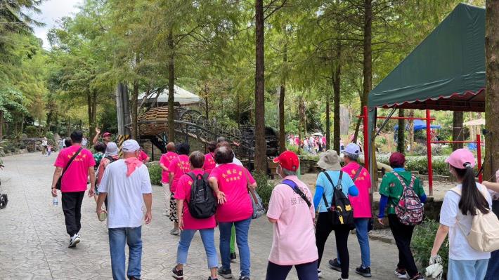 LINE_ALBUM_202499_240912_9