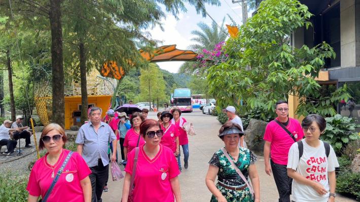 LINE_ALBUM_202499_240912_12