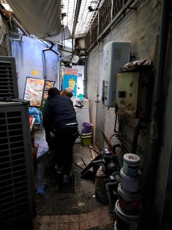 LINE_ALBUM_大掃除 112_1218_240105_38