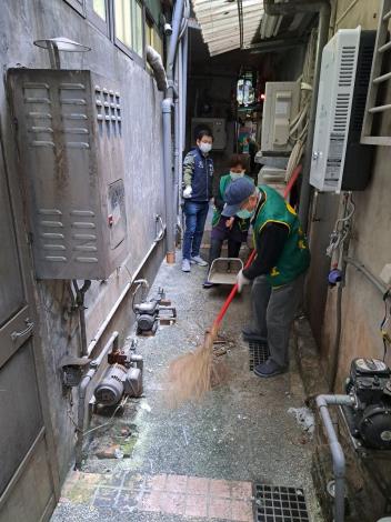 LINE_ALBUM_大掃除 112_1218_240105_28