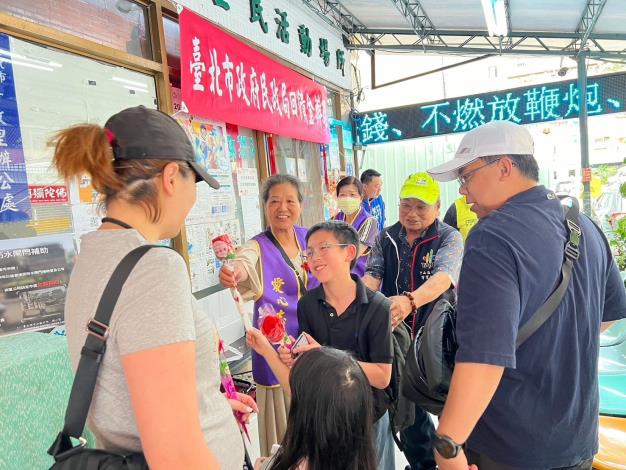 LINE_ALBUM_母親節113_240506_30