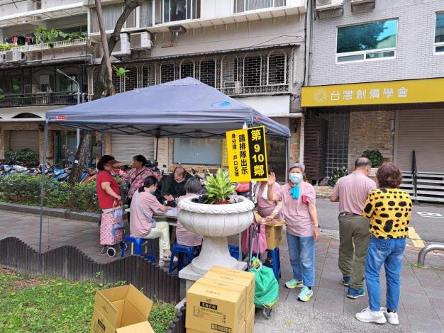 LINE_ALBUM_母親節 1130504_240506_35