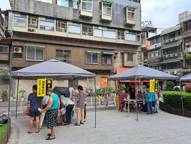 LINE_ALBUM_母親節 1130504_240506_20