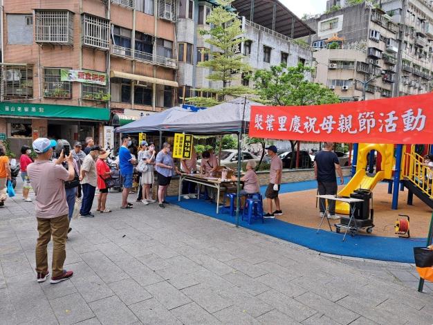 LINE_ALBUM_母親節 1130504_240506_40