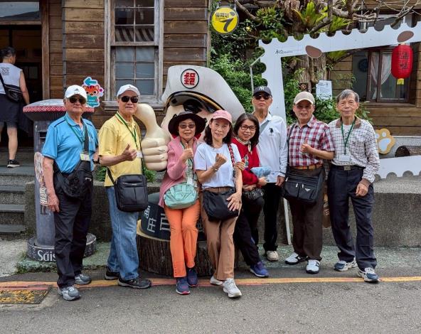 LINE_ALBUM_民安里南庄老街葛瑞絲薰衣草田日新島旅遊 April 　19 2025_250425_1