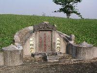 國家第三級古蹟的林秀俊墓園