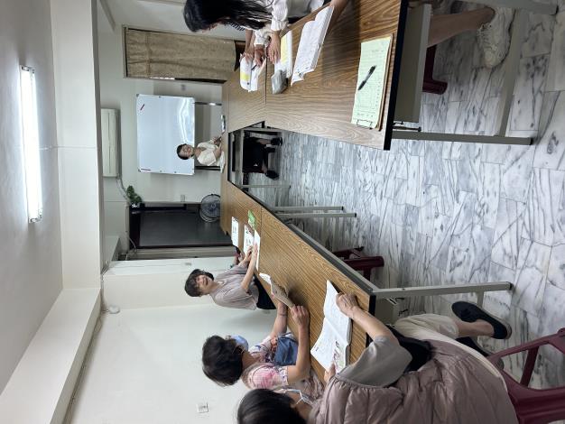 C32F2658-B5D2-46CB-B200-1D057777F3FD