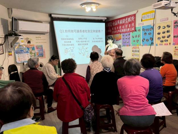 LINE_ALBUM_20260305健康促進課程（檢測是否營養不良 共餐輔導）_260317_4