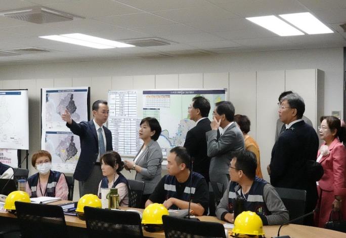 邀請日本友人參觀本區災害應變中心開設應變情形