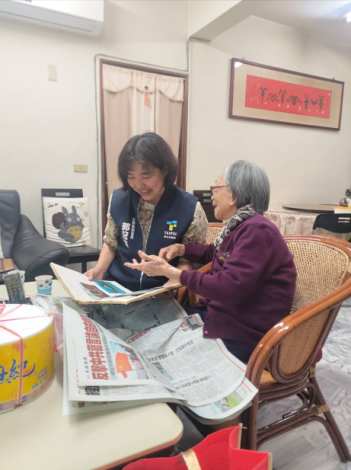 蔡奶奶和郭副區長回顧印度之旅