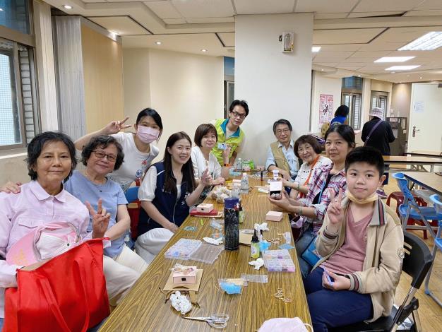 LINE_ALBUM_2023415_230418_32