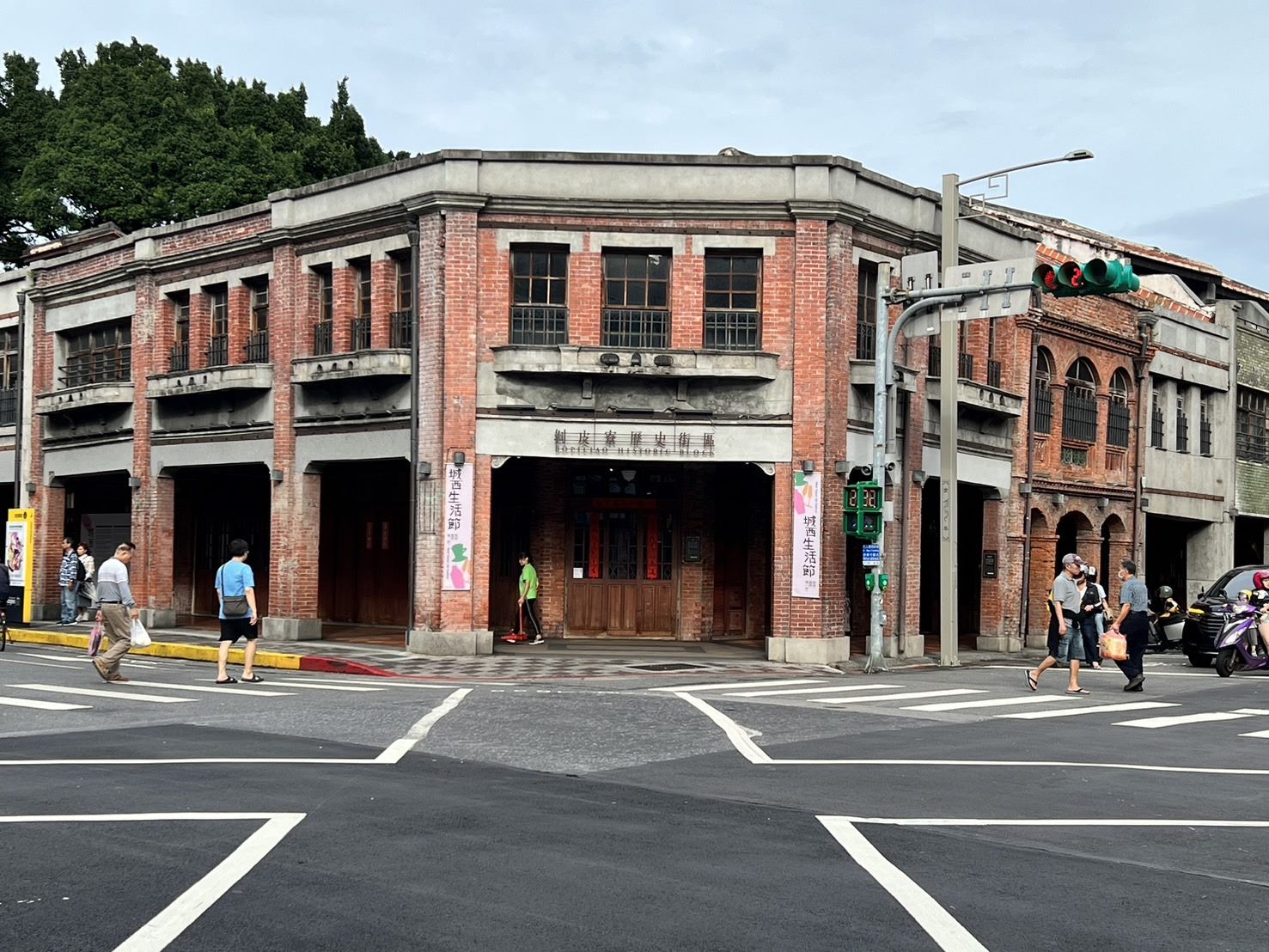 剝皮寮歷史建築群店家一隅