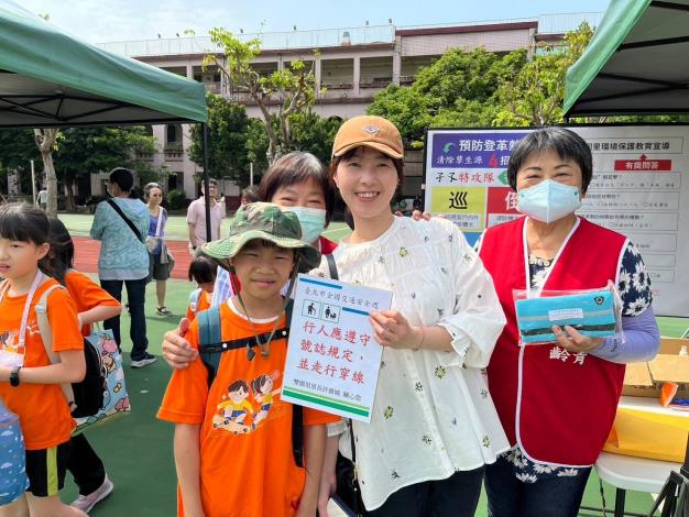 LINE_ALBUM_1130504母親節市政宣導_240508_42