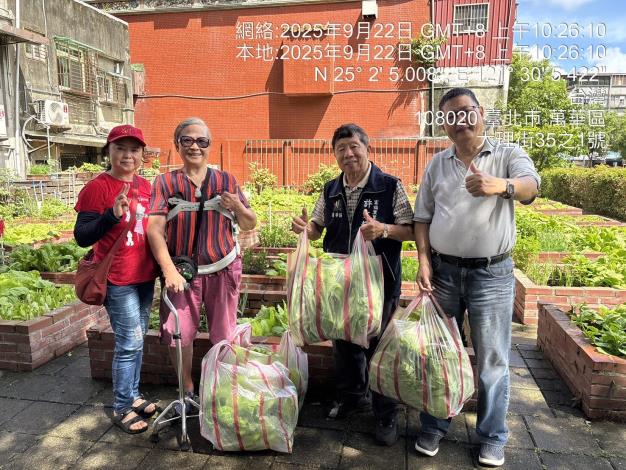 LINE_ALBUM_1140922九月收成-公益贈菜_250926_23