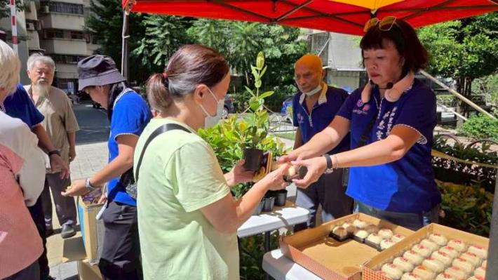 LINE_ALBUM_114104中秋暨重陽節活動_251127_84-800