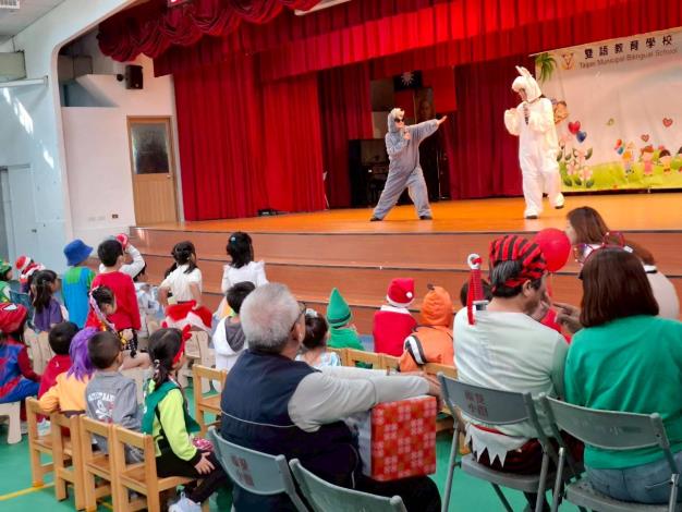 LINE_ALBUM_114／12／24聖誕節活動_251224_99