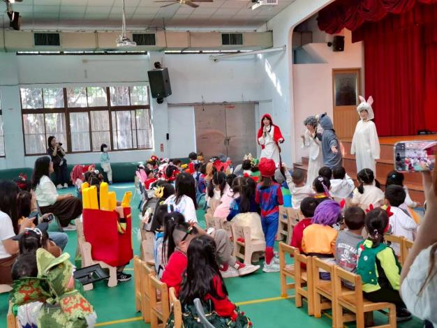 LINE_ALBUM_114／12／24聖誕節活動_251224_96