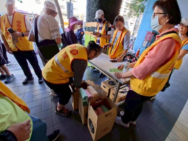 LINE_ALBUM_114.11.08河濱健走_251111_11