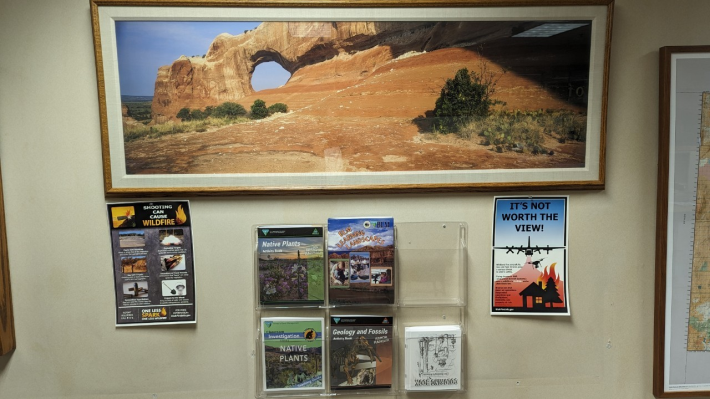 Public area for visitors in the BLM Utah office.