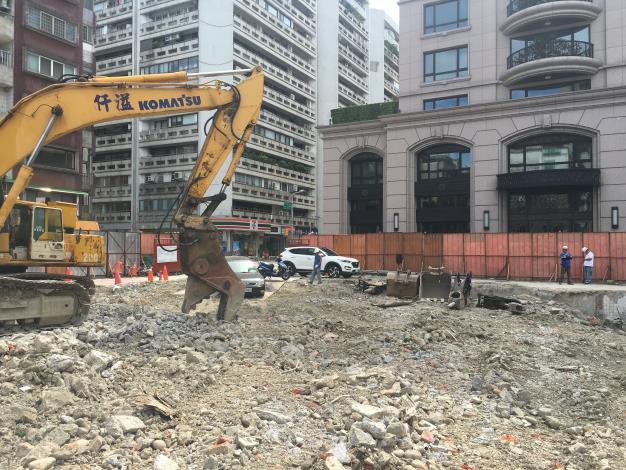 圖6.工地施工-既有建築物拆除完畢