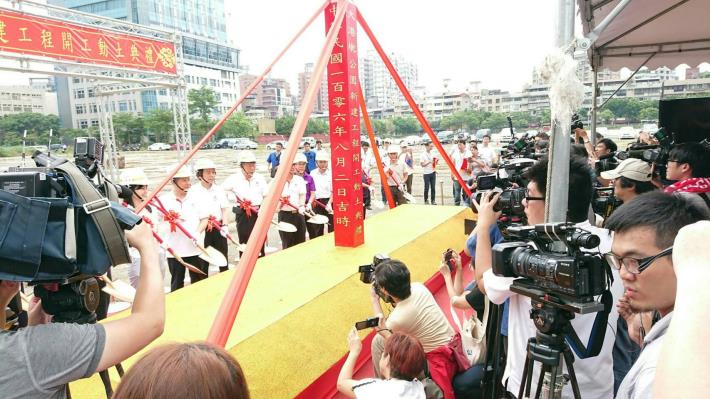 照片8.「內湖大港墘公園新建工程」開工動土典禮